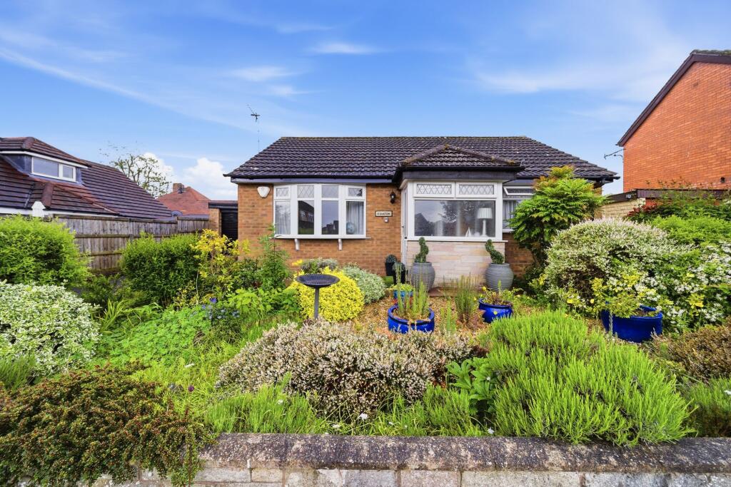 Main image of property: Green Avenue, Davenham, CW9