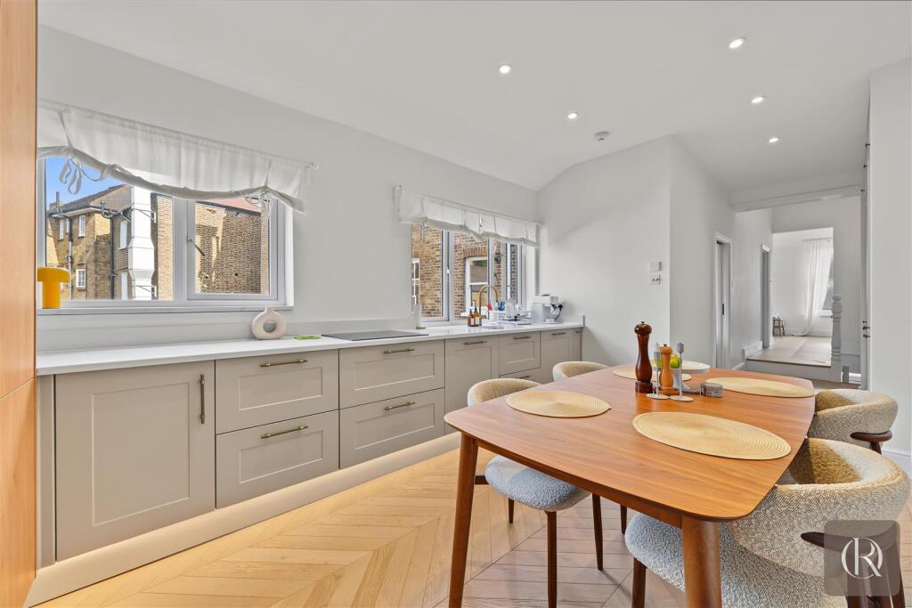 Apartment in London - View 4
