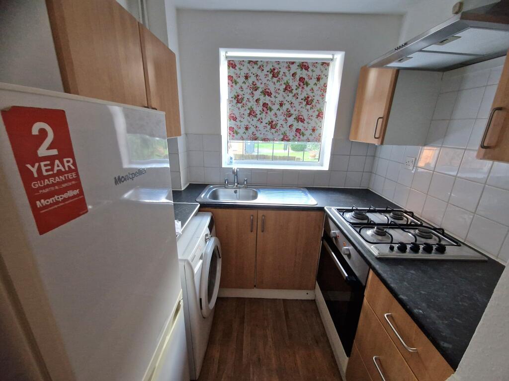 Rea Valley Drive, Northfiled, B31 photo 4