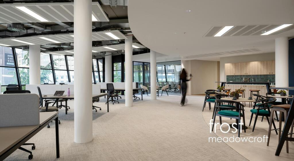 The Ark Hammersmith W6 office to let west London 3f fout5.jpg
