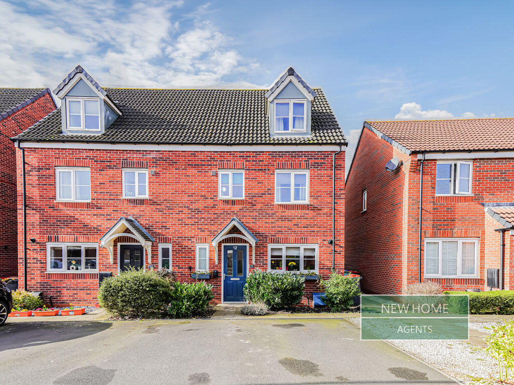 Main image of property: Mosquito Grove, Hucknall, Nottingham, NG15 6WS