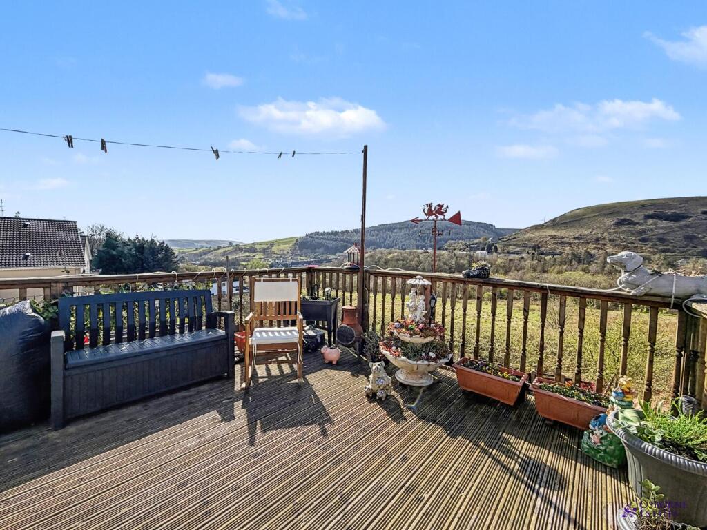 House in Gilfach Goch - View 2