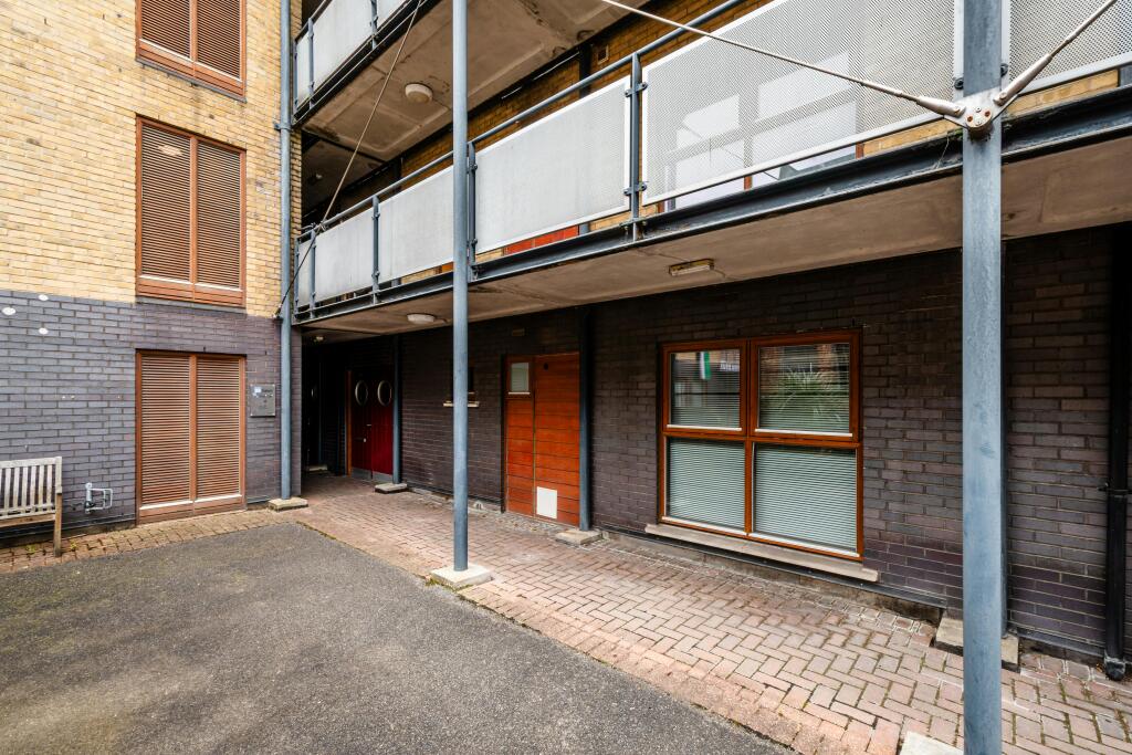 Waterson St 8 - 13.jpg