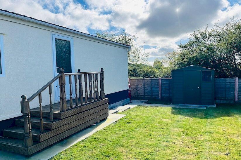 Two Bed Homeseeker Langdale Plus 40x12, The Compasses Park, Alfold, Cranleigh, Surrey, GU6 8HZ photo 2
