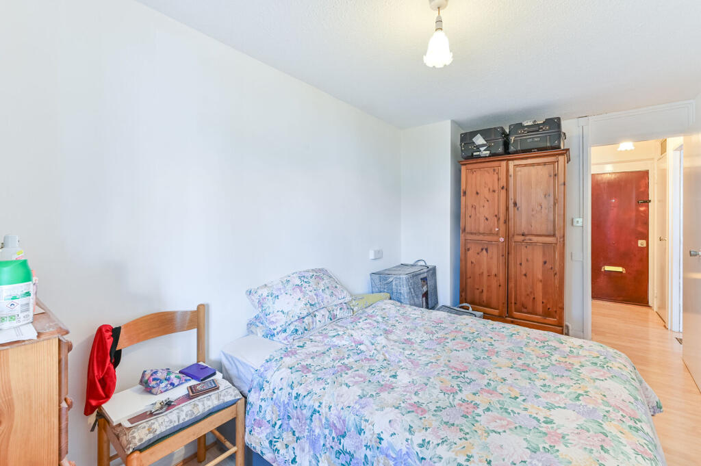 Apartment in London - View 4