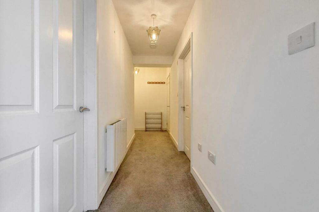 Apartment in Rochester - View 4