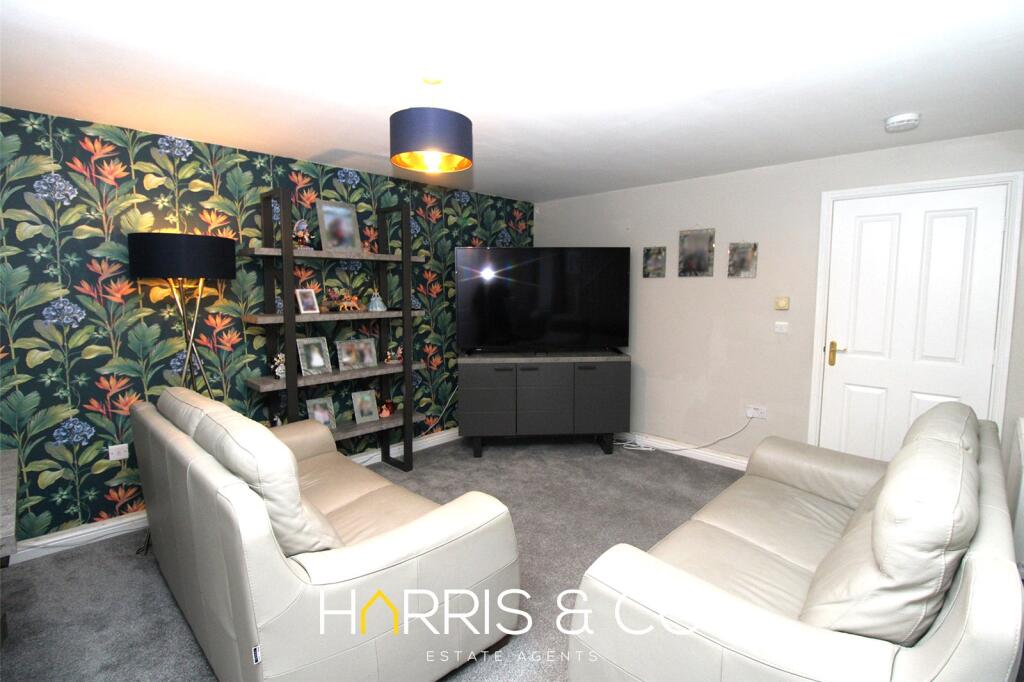 Fishermans Way, Fleetwood, FY7 photo 2
