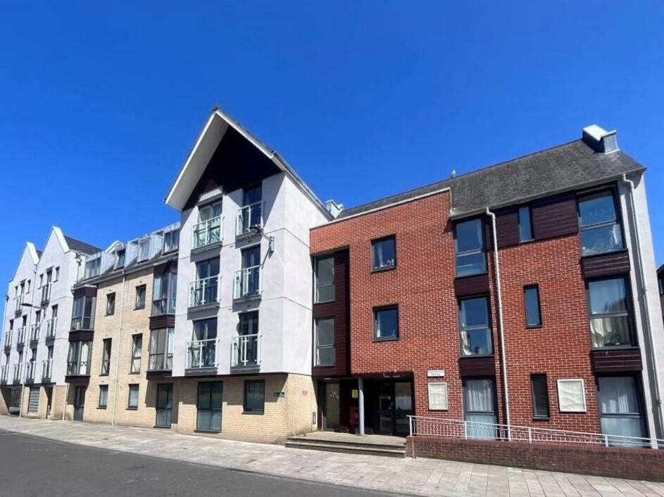 Main image of property: Polymond House, City Centre