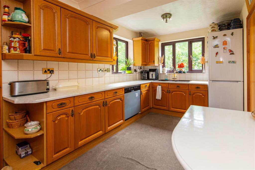 Troon Crescent, Wellingborough - More