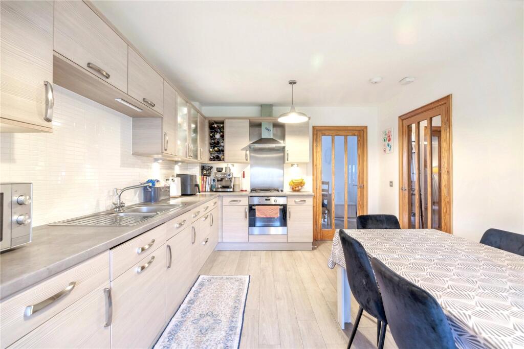 Dunlin Walk, Montrose, Angus, DD10 photo 4