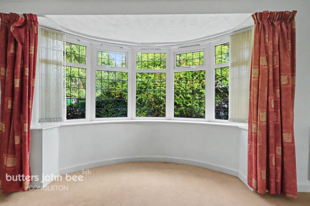 House in Congleton, West Heath - View 5