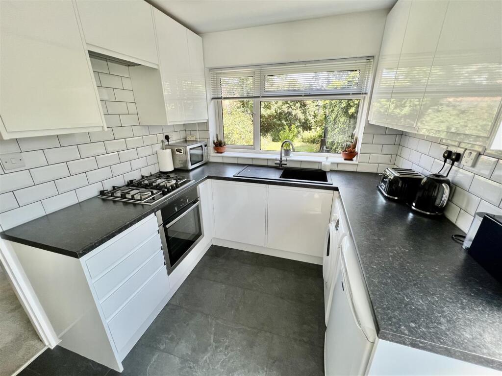 House in Clevedon, East Clevedon - View 3
