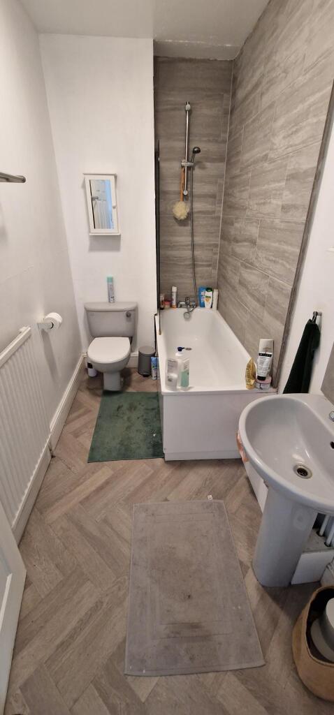 2 bedroom ground floor flat for rent