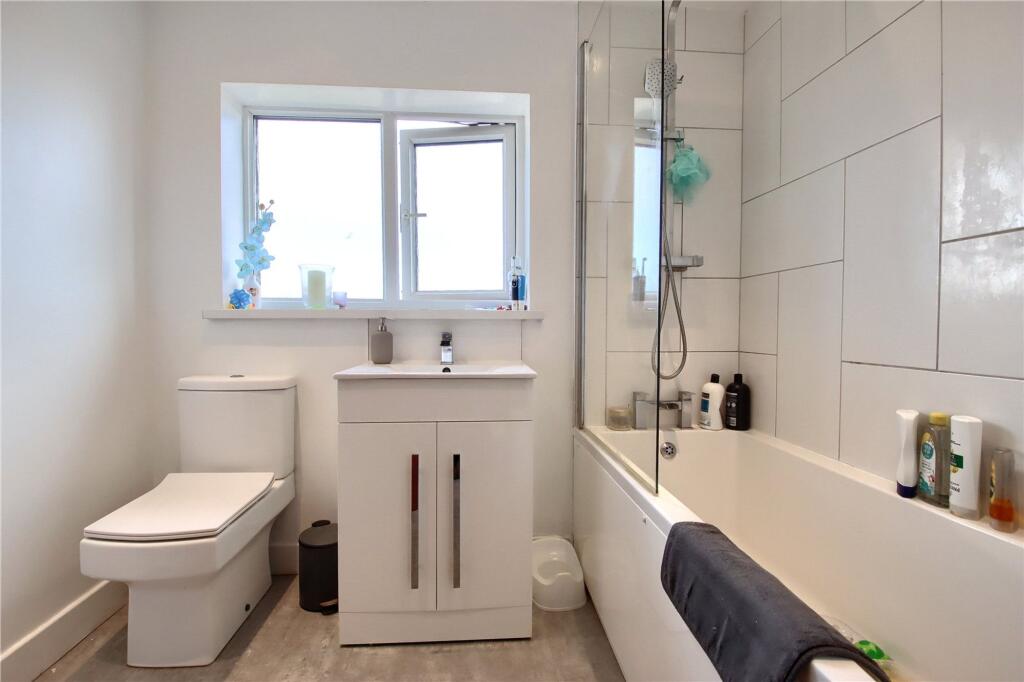 House in Stockton-on-Tees - More