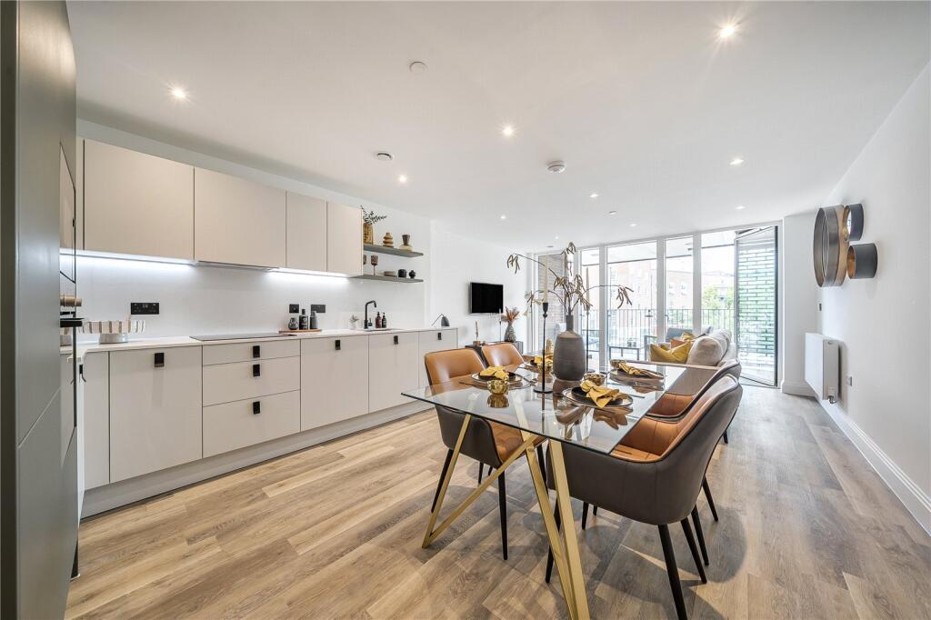 Tweedy Road, Bromley - View 5