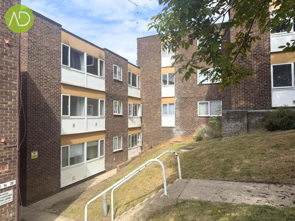 Main image of property: Hillside, Hoddesdon