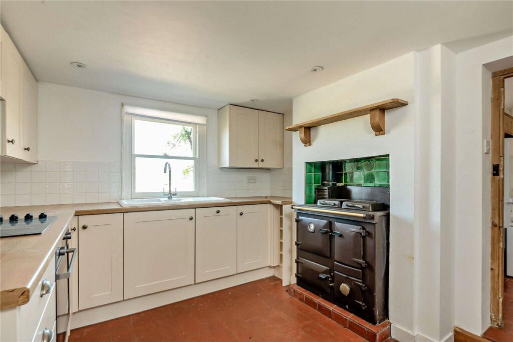 House in Thatcham, West Berkshire - View 5