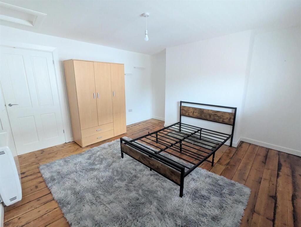Apartment in Oswestry - More