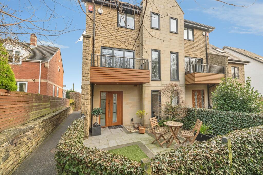 Main image of property: Radley Court, MIRFIELD