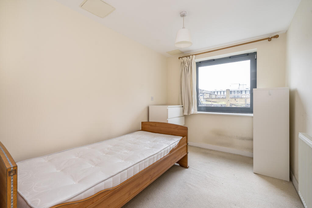 Apartment in London - View 5