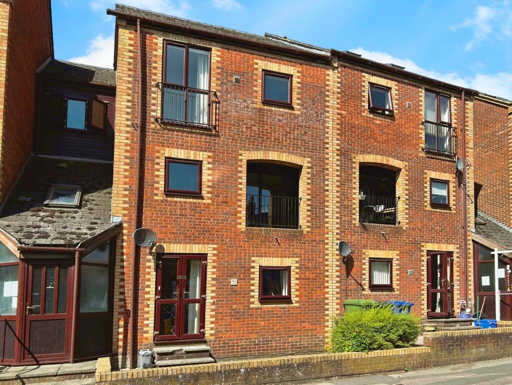 Main image of property: Causeway, Banbury, Oxfordshire