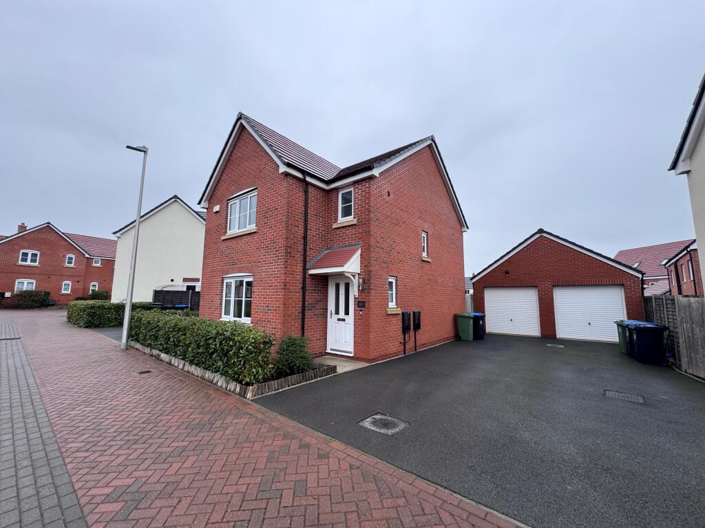 Main image of property: Enstone Way, Wellesbourne, WARWICK