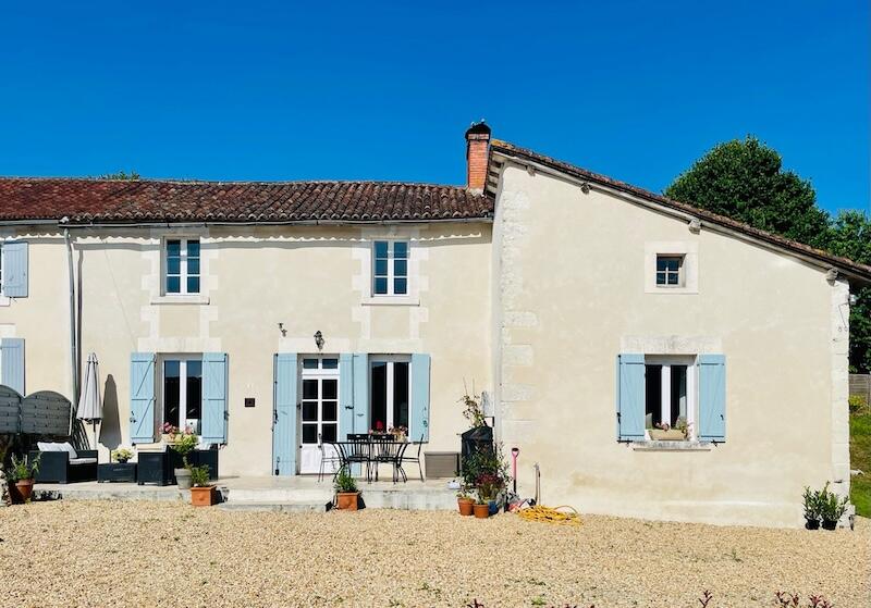 Main image of property: Aubeterre-sur-Dronne, Charente, Poitou-Charentes