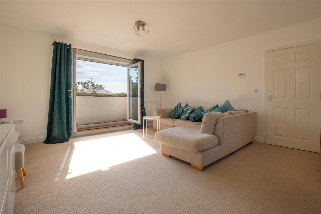 Apartment in Bristol - View 4