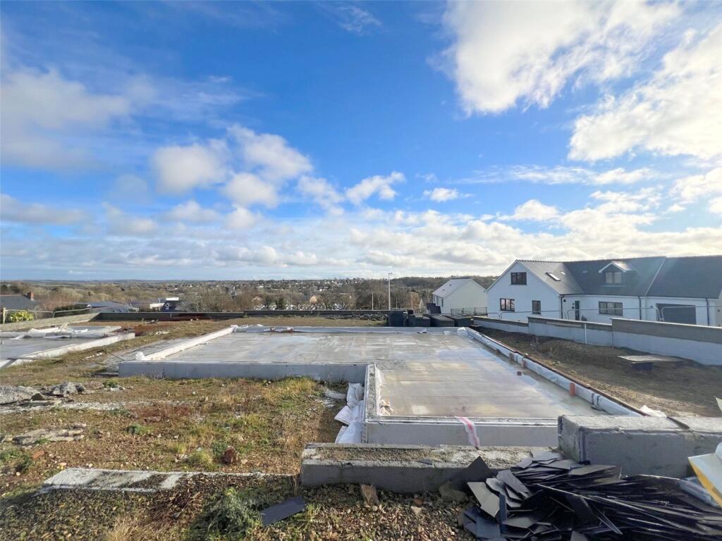 Brooklands Park, Haverfordwest, SA61 photo 3