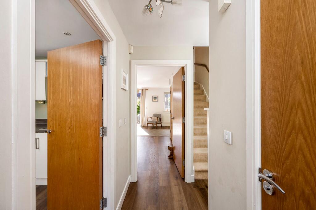 Elm Tree Close, Hassocks, BN6 photo 5