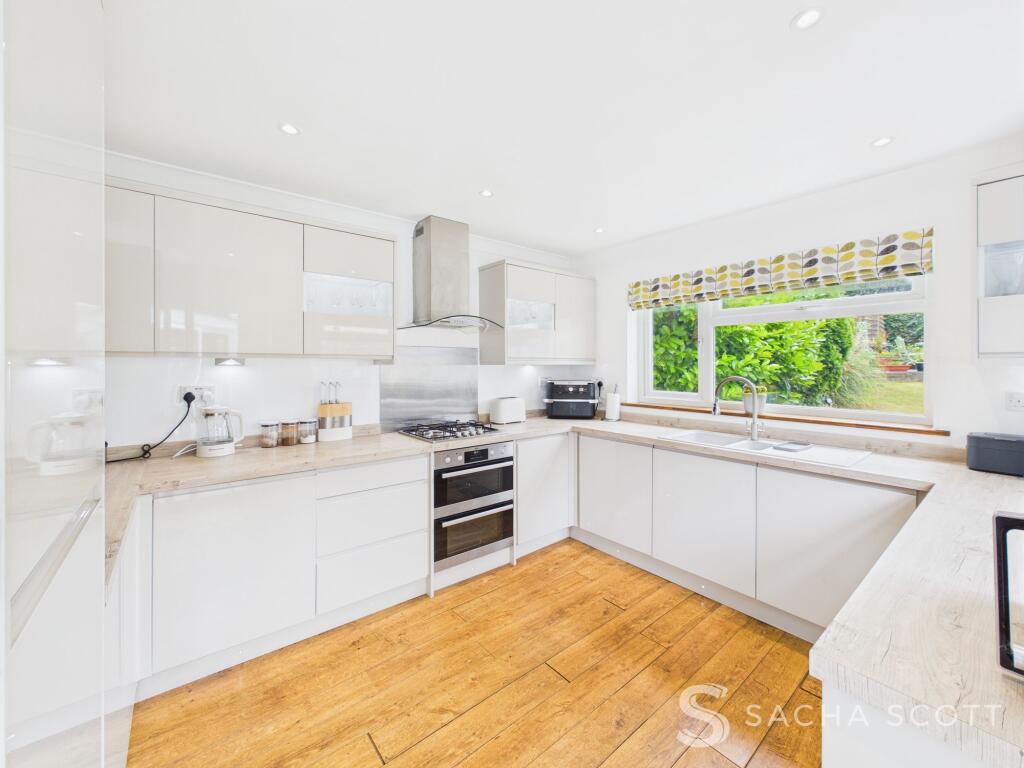 Partridge Mead, Banstead, SM7 - View 4