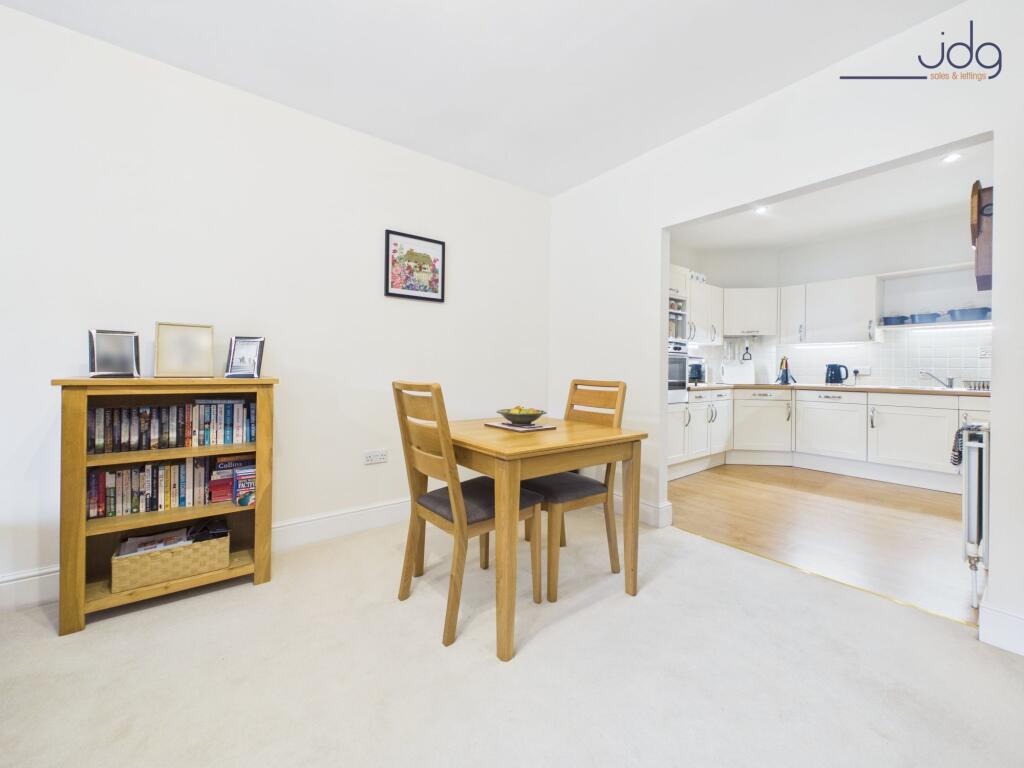 Apartment in Lancaster - View 4