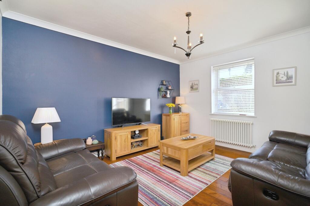 House in Birmingham, West Midlands - View 3
