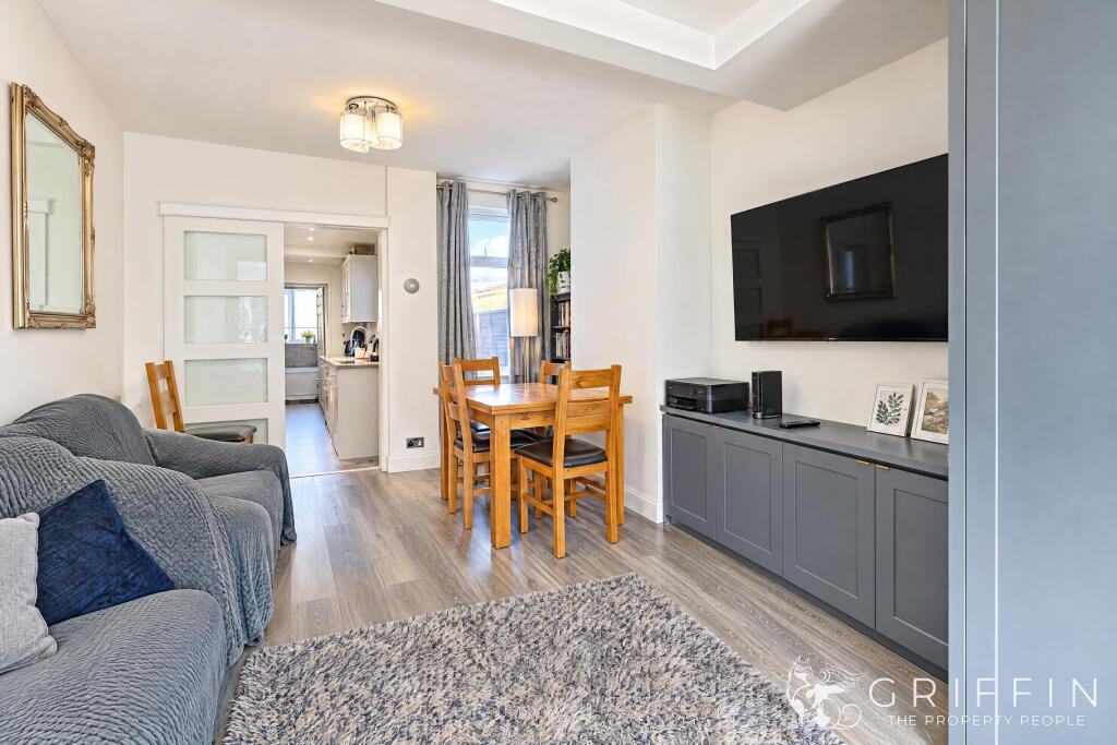 House in Grays, Little Thurrock - View 4