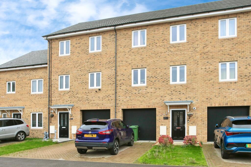 Studio flat on Waterfield Close, Peterborough, PE3, £425,000