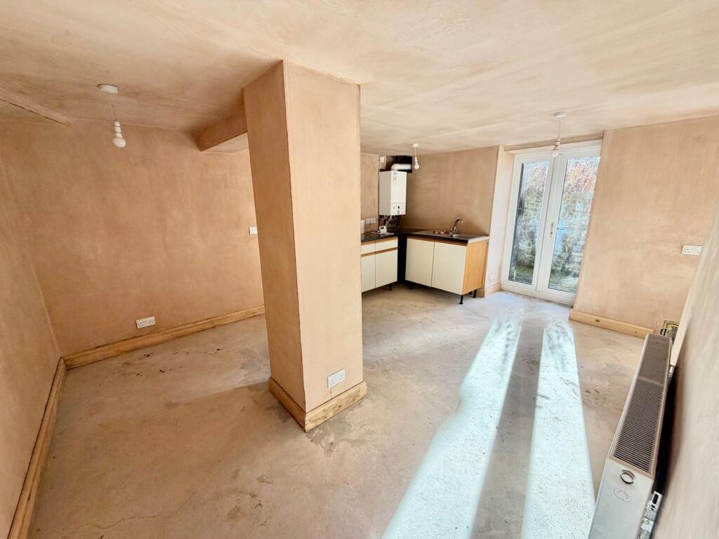 Long Lee Lane, Keighley, BD21 photo 4