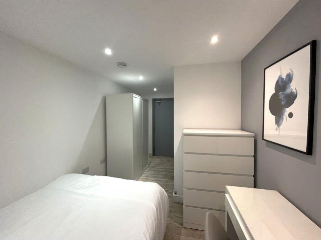 House in Peterborough - View 2