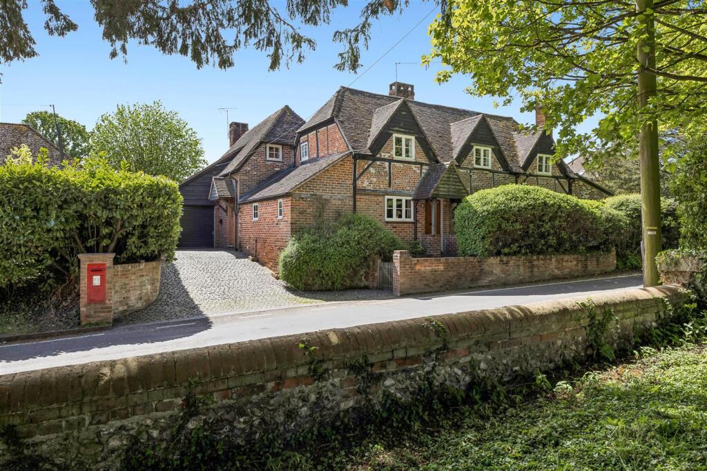 Main image of property: Long Sutton