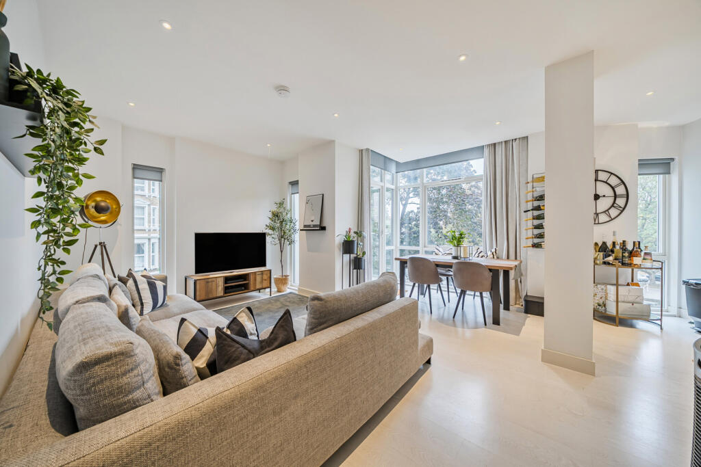 Main image of property: Middleton Way, London
