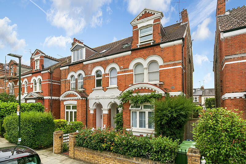 Main image of property: Sheen Park,Richmond,TW9