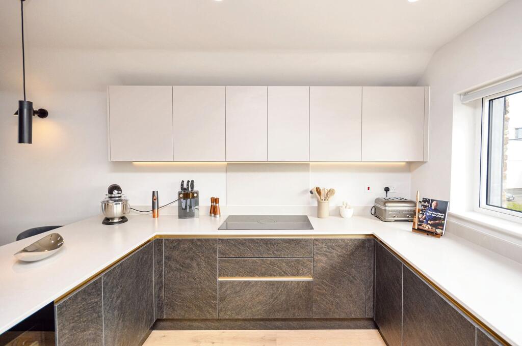 House in Truro - View 5