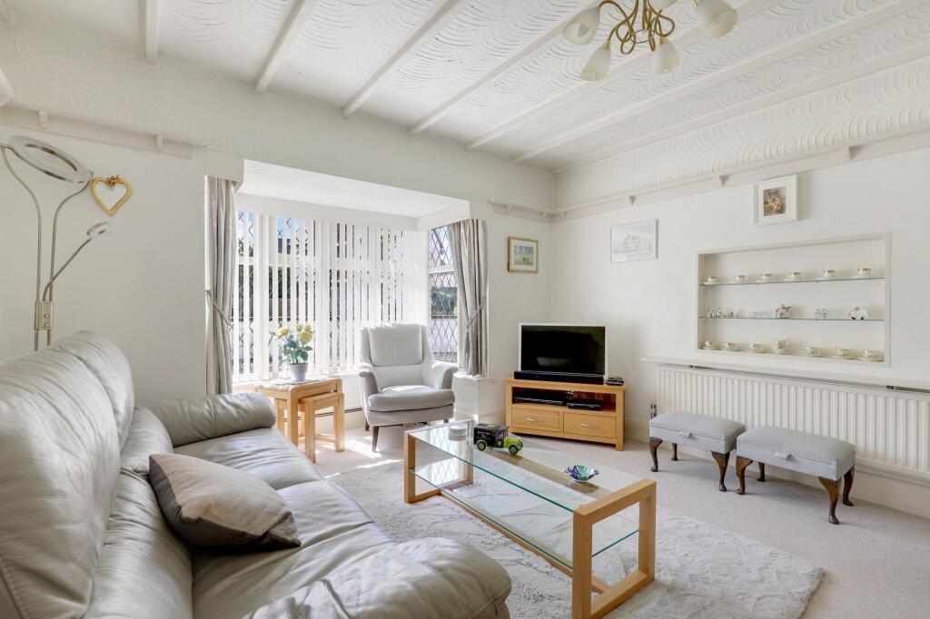 House in Nottingham, Gedling - View 2