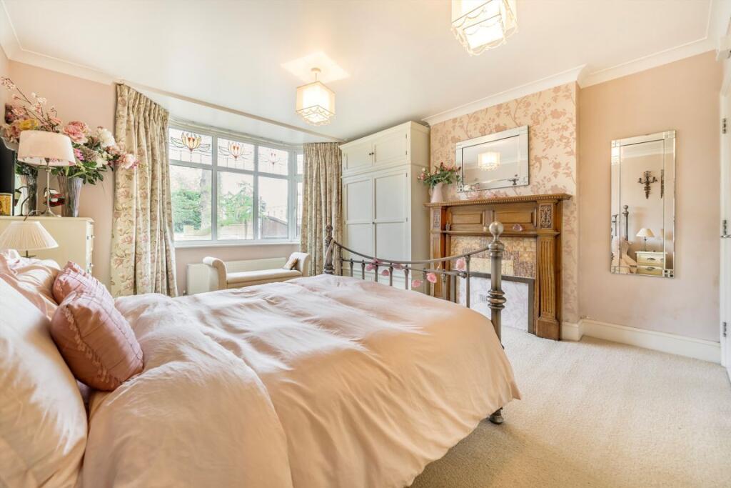 Apartment in London - More
