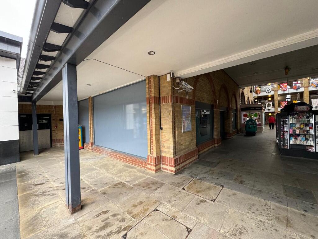 Main image of property: The Spires Shopping Centre, High Street, Barnet, North London, EN5