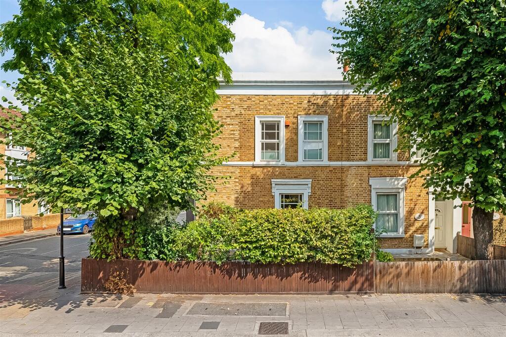 Apartment in London - View 3