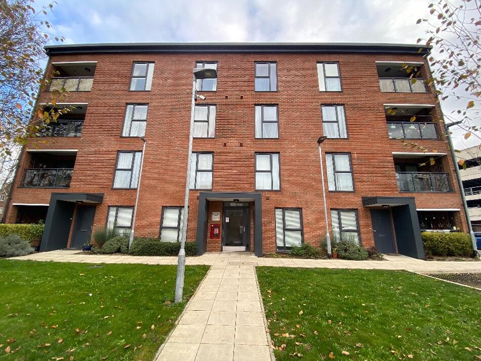 Main image of property: Rosslyn Road, Watford