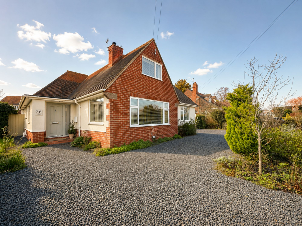 Main image of property: Gayton Parkway, Gayton, CH60