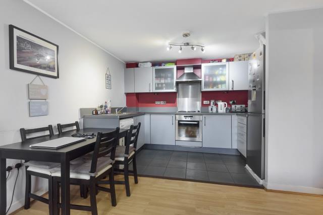 Apartment in Slough - View 4
