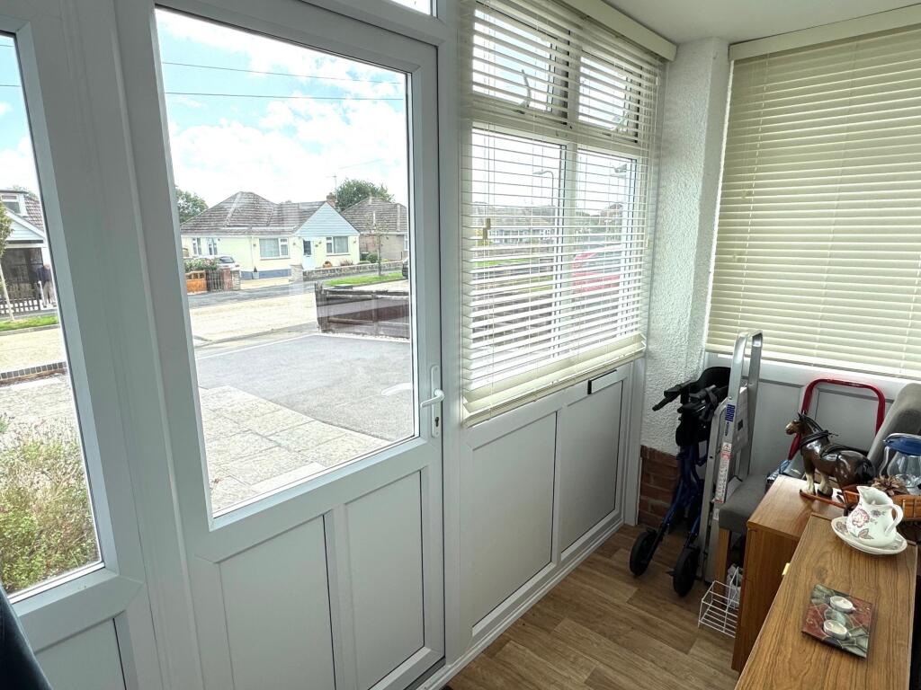 Osborne Road New Milton BH25 6AE photo 4
