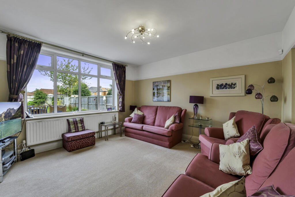 Chester Road, Poynton, SK12 photo 4